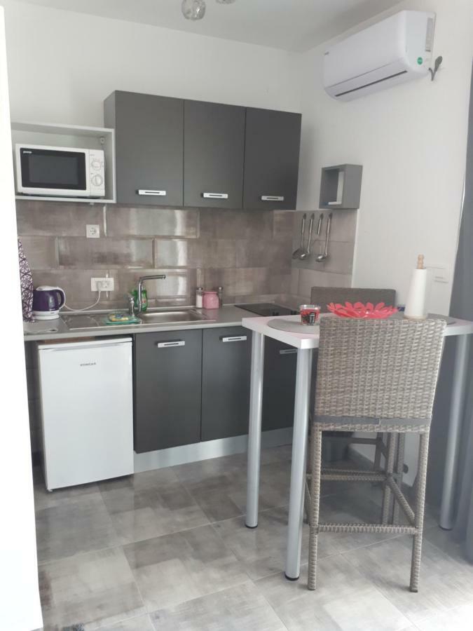 Apartmani Korina Starigrad Paklenica Exterior foto