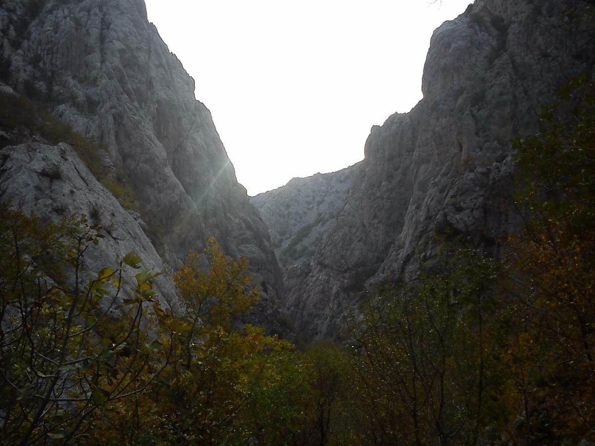 Apartmani Korina Starigrad Paklenica Exterior foto