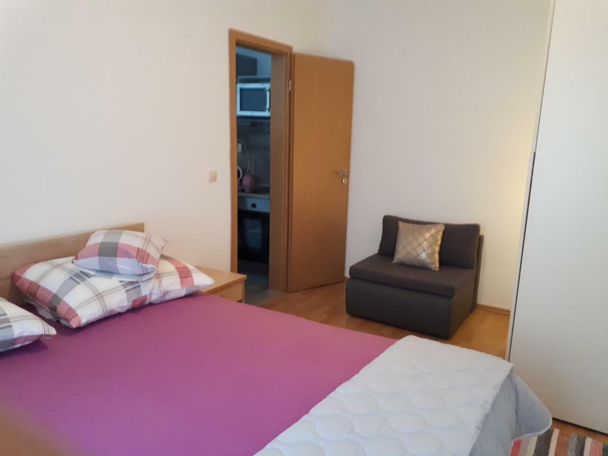 Apartmani Korina Starigrad Paklenica Exterior foto
